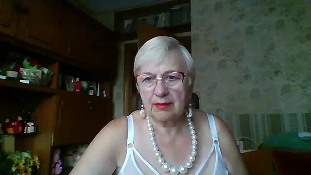 Snapshot of SweetCherry27 chatting on 07-15-26, 03:23 SweetCherry27 online show from 07-15-26, 03:23