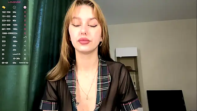 SofyBruno online show from 05-21-26, 04:19