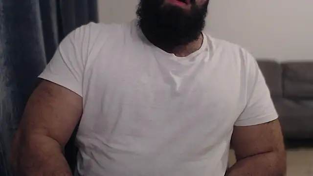 hugemachohandsome online show from 11-19-25, 10:32