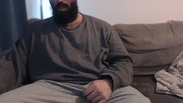 hugemachohandsome online show from 12-22-25, 10:12