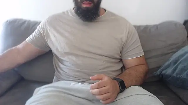 hugemachohandsome online show from 07-11-26, 07:55