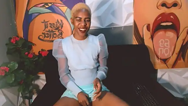 Snapshot of Ebonystormxxx chatting on 10-24-25, 08:11 Ebonystormxxx online show from 10-24-25, 08:11