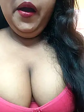 Snapshot of Sophiaboudi chatting on 01-16-25, 05:23 Sophiaboudi online show from 01-16-25, 05:23