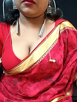 Snapshot of Sophiaboudi chatting on 10-18-25, 06:19 Sophiaboudi online show from 10-18-25, 06:19