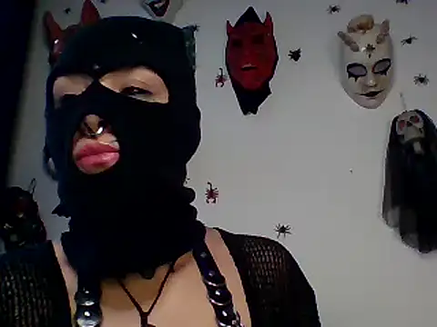 Snapshot of FeticheMacabre chatting on 12-09-24, 09:37 FeticheMacabre online show from 12-09-24, 09:37