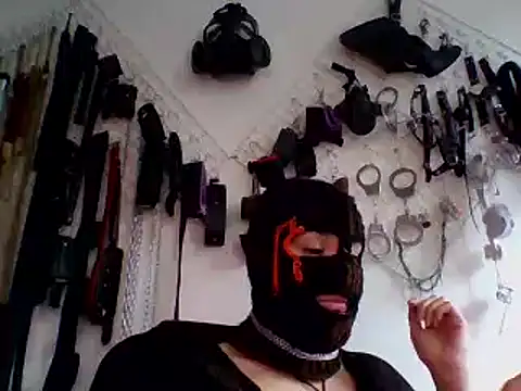 Snapshot of FeticheMacabre chatting on 01-11-25, 07:49 FeticheMacabre online show from 01-11-25, 07:49