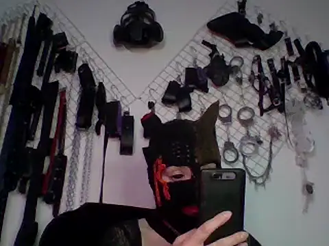 Snapshot of FeticheMacabre chatting on 01-12-25, 01:53 FeticheMacabre online show from 01-12-25, 01:53