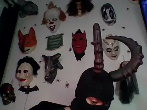 Snapshot of FeticheMacabre chatting on 02-04-25, 04:05 FeticheMacabre online show from 02-04-25, 04:05