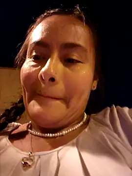 bellapaty online show from 09-17-25, 07:04