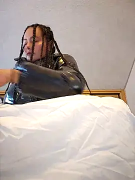 bellapaty online show from 11-14-25, 08:24