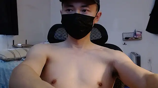 Snapshot of twbobo00715 chatting on 12-25-24, 05:15 twbobo00715 online show from 12-25-24, 05:15