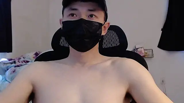 Snapshot of twbobo00715 chatting on 12-30-24, 05:02 twbobo00715 online show from 12-30-24, 05:02