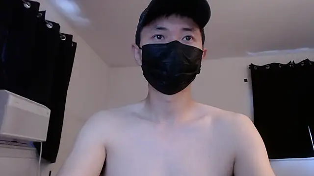 Snapshot of twbobo00715 chatting on 09-12-25, 03:34 twbobo00715 online show from 09-12-25, 03:34