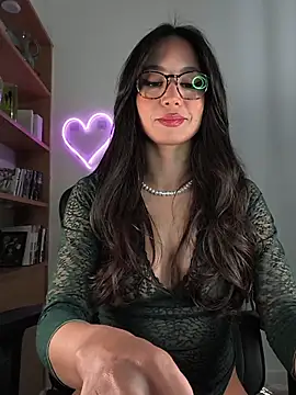 Naughty-Jessie online show from 03-20-26, 09:52