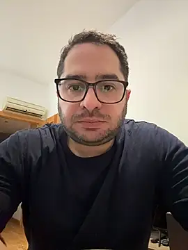 CamiolfeHotXxx online show from 04-21-26, 01:06