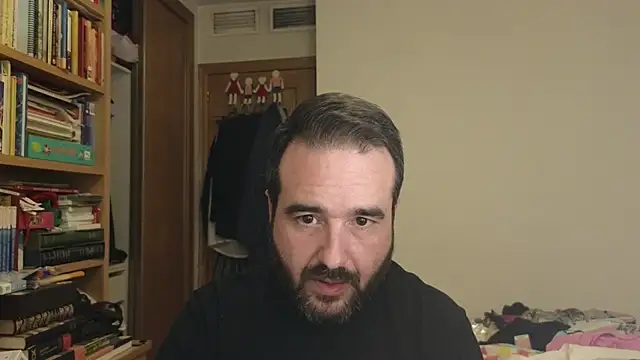 curiosillo83 online show from 11-03-25, 05:47