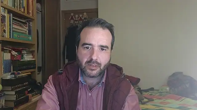 curiosillo83 online show from 12-03-25, 03:21