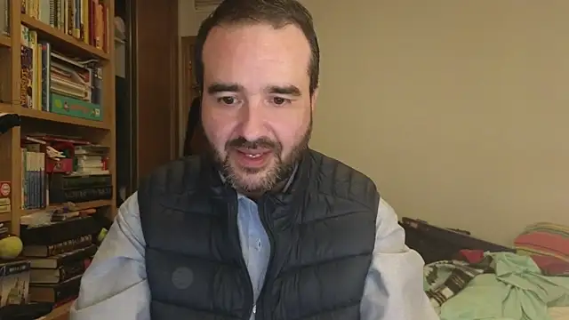 curiosillo83 online show from 01-19-26, 04:33