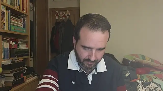 curiosillo83 online show from 02-11-26, 03:17