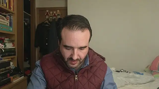 curiosillo83 online show from 02-26-26, 03:22