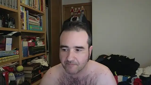 curiosillo83 online show from 04-12-26, 01:05