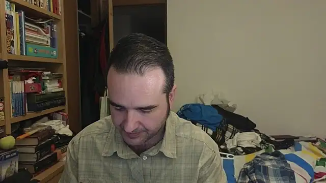 Snapshot of curiosillo83 chatting on 04-21-26, 02:56 curiosillo83 online show from 04-21-26, 02:56