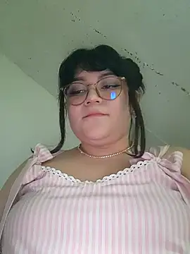 Snapshot of Sakura_0505 chatting on 03-14-25, 09:43 Sakura 0505 online show from 03-14-25, 09:43