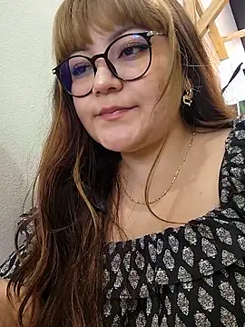 Snapshot of Sakura_0505 chatting on 09-21-25, 06:31 Sakura 0505 online show from 09-21-25, 06:31