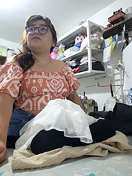 Snapshot of Sakura_0505 chatting on 11-02-25, 07:38 Sakura 0505 online show from 11-02-25, 07:38