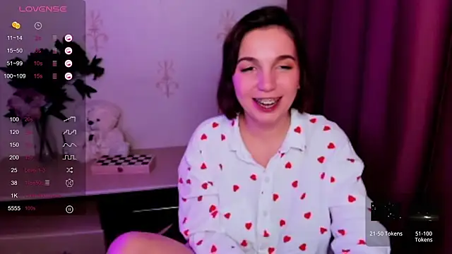 KindHazelHere  online show from 11-15-25, 10:12