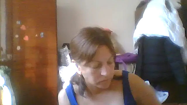 Snapshot of ShawnaAdams chatting on 06-14-26, 03:03 ShawnaAdams online show from 06-14-26, 03:03
