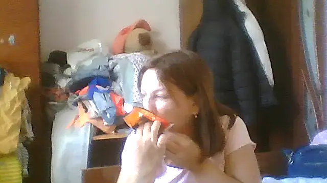 Snapshot of ShawnaAdams chatting on 06-21-26, 02:19 ShawnaAdams online show from 06-21-26, 02:19