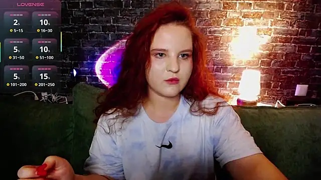 FlowerOfFreedom  online show from 12-20-25, 08:38