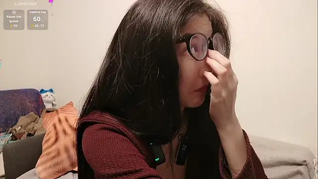 Lu Nana online show from 02-15-26, 05:20