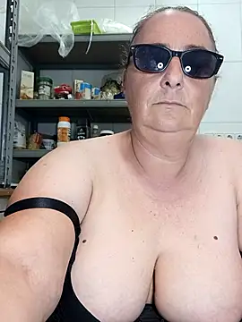eroticjessitop online show from 06-27-26, 04:45