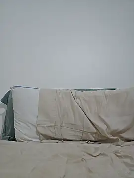 Snapshot of Wooderson107 chatting on 01-27-25, 01:16 Wooderson107 online show from 01-27-25, 01:16