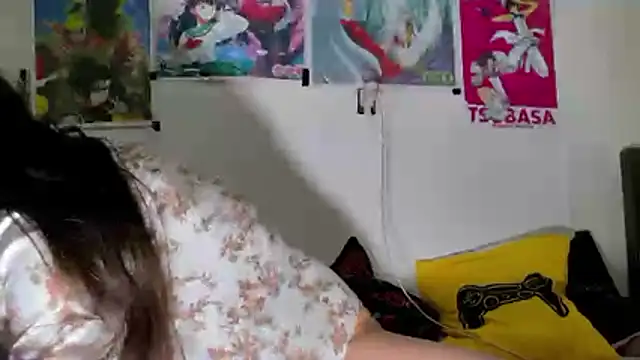 ArtemisChan online show from 06-17-26, 02:25