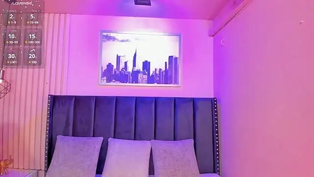 ashlye miller  online show from 01-16-25, 03:45