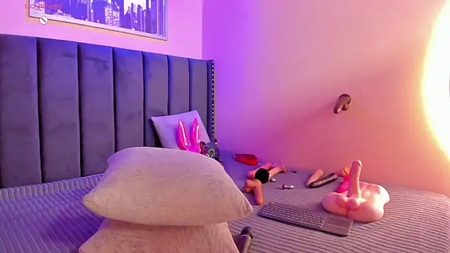 ashlye miller  online show from 03-09-25, 10:19