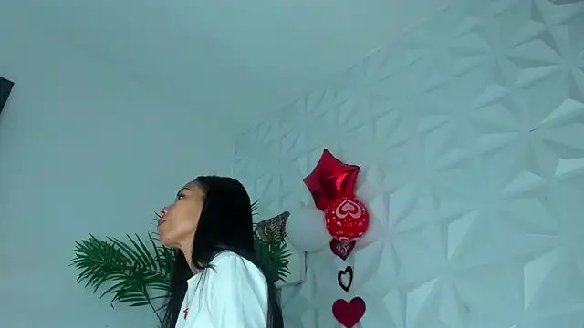 Hellen Sky online show from 02-16-26, 07:10