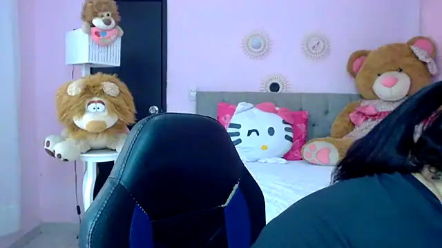 mature martina online show from 12-17-25, 06:47