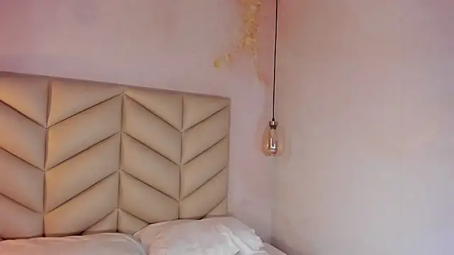 Snapshot of JESYSOZ23_ chatting on 01-07-26, 04:53 JESYSOZ23 online show from 01-07-26, 04:53