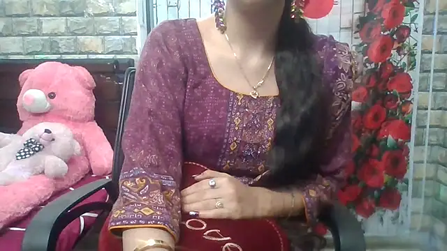 Sexy iknoor online show from 02-24-26, 05:27