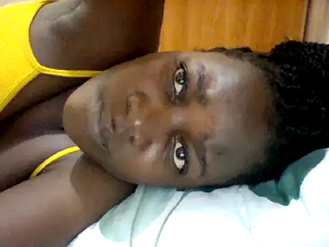 Snapshot of Alessandrajenna chatting on 02-12-25, 04:23 Alessandrajenna online show from 02-12-25, 04:23