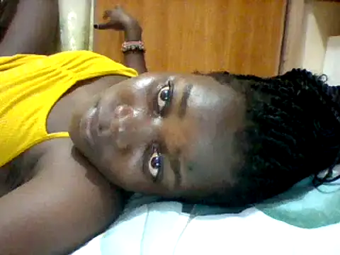 Snapshot of Alessandrajenna chatting on 02-12-25, 10:59 Alessandrajenna online show from 02-12-25, 10:59