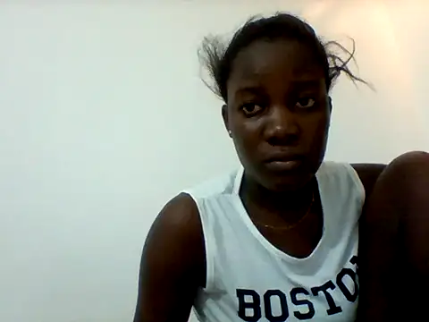 Snapshot of Alessandrajenna chatting on 02-25-26, 07:01 Alessandrajenna online show from 02-25-26, 07:01