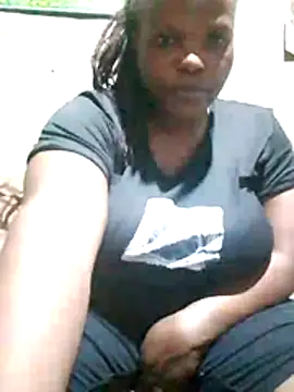 pretty-donna online show from 04-18-26, 04:00