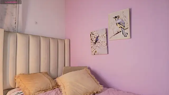 Mhia palmer online show from 04-17-26, 02:09