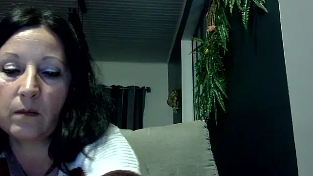 feline27 online show from 01-12-26, 05:07