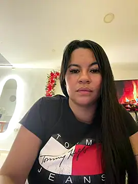 Margaret Saunders online show from 12-16-25, 05:23